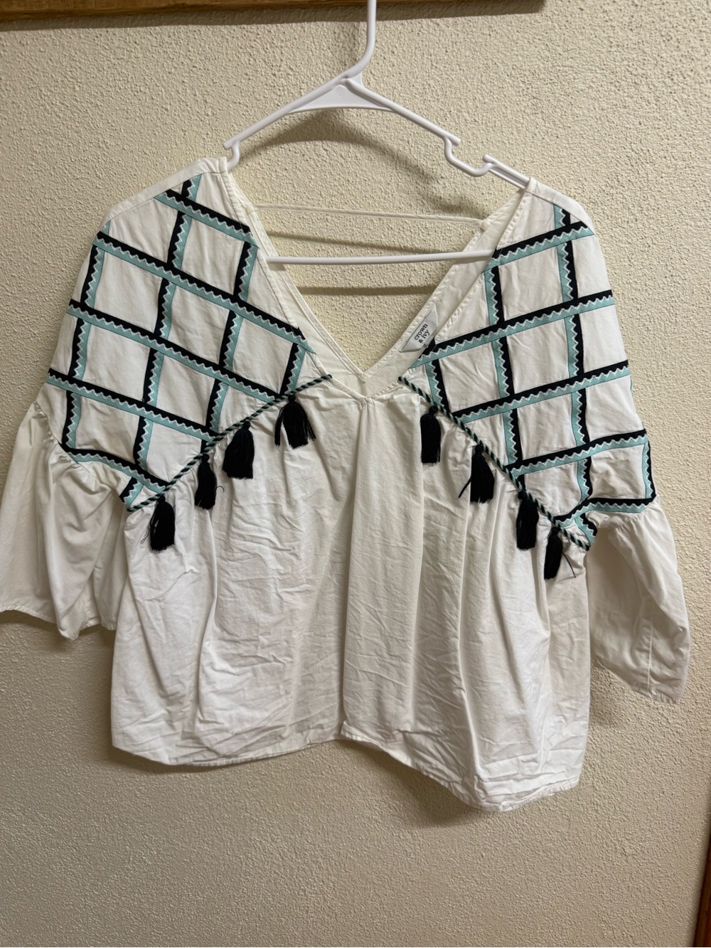 Crown & Ivy Embroidered White Tassel Women's Top